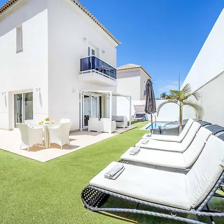 Villa Dahlia