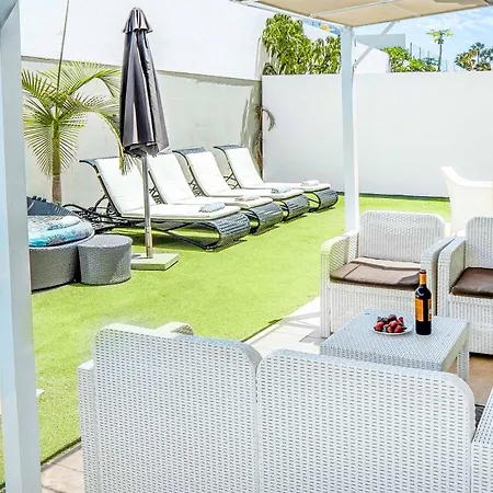 Villa Dahlia